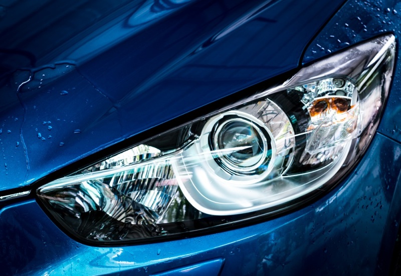 konserwacja halogenów samochodowych